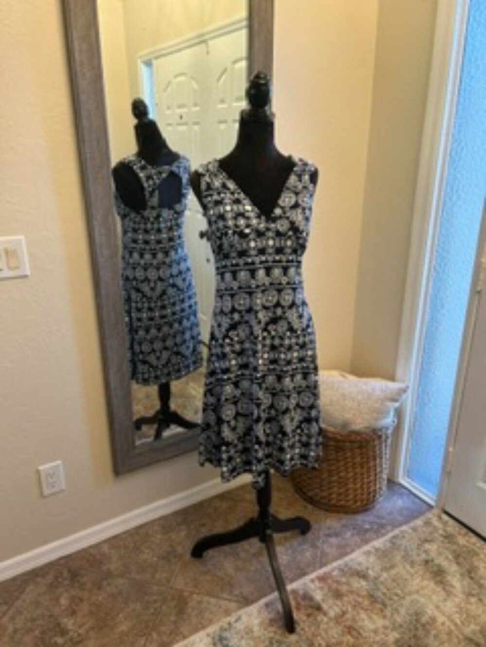 Collection ION Navy White Print Wrap Dress Size L Flare Midi
